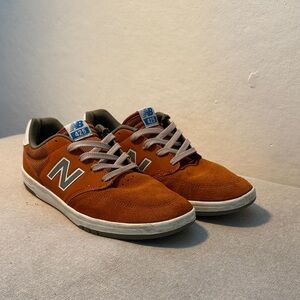 New Balance 425 Men’s Sneakers in Rust White